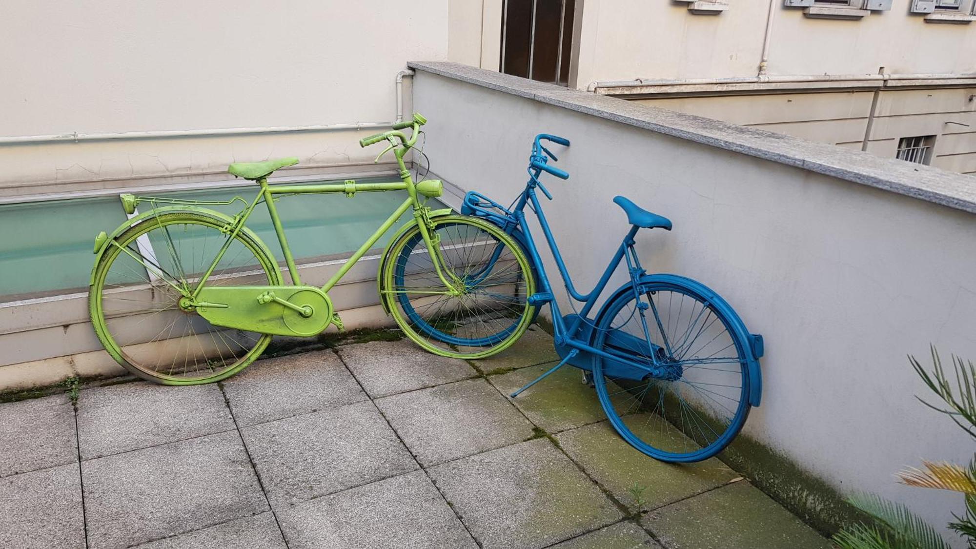 Bike-Loft Apartment Milan Bagian luar foto