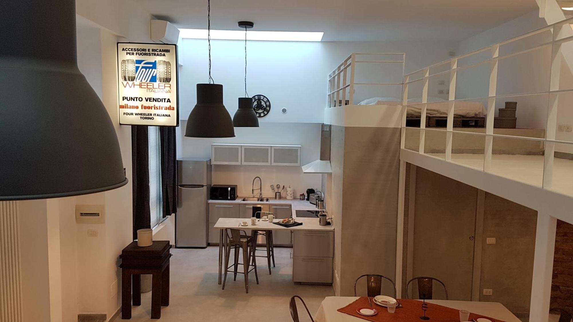 Bike-Loft Apartment Milan Bagian luar foto