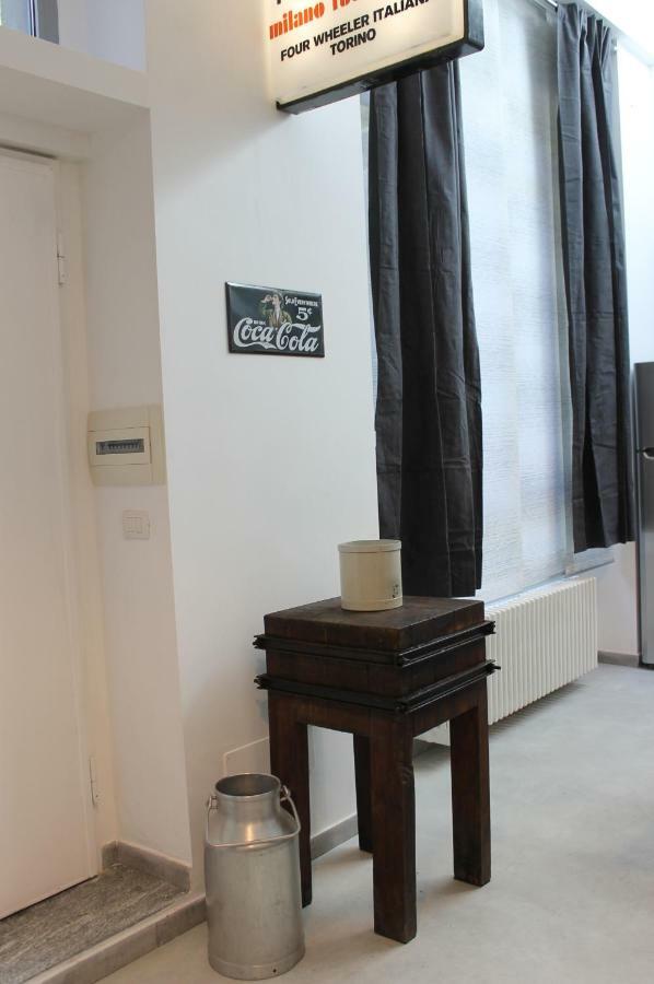 Bike-Loft Apartment Milan Bagian luar foto