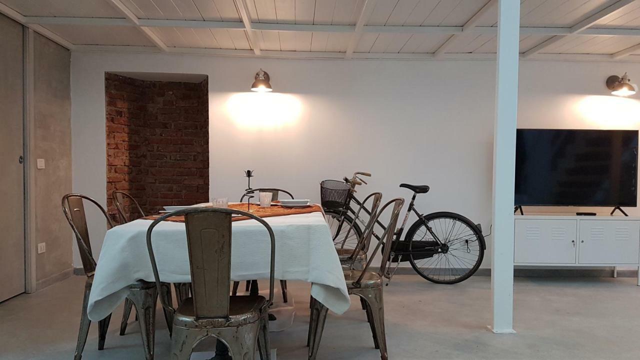 Bike-Loft Apartment Milan Bagian luar foto